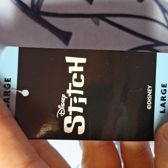 NWT Disney Stitch "Hawaii Ohana" Sweatshirt - Picture 4 of 5